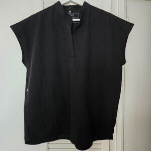 Figs Scrub Black Top Rafaela Oversized Top Size M Excellent Condition